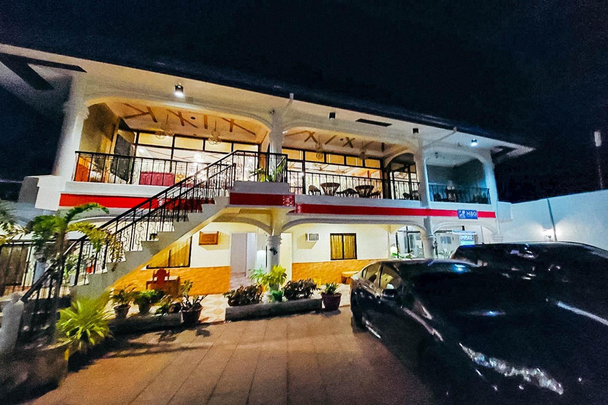 Mbg Travellers Inn Powered By Cocotel Puerto Princesa Екстериор снимка